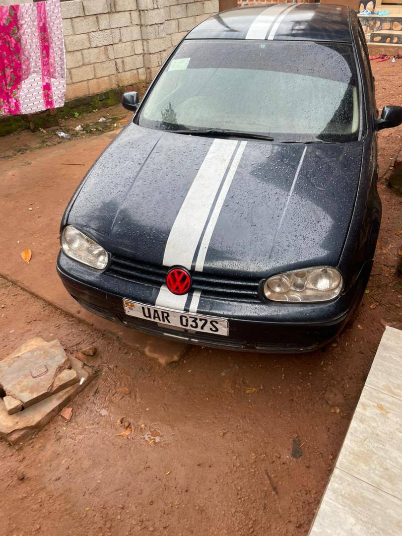 A picture of GOLF 4 6M CALL 0701488581 WHAT S APP 0776417404