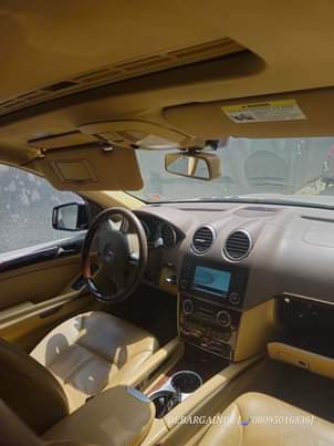 A picture of MERCEDES BENZ GL 450 2008