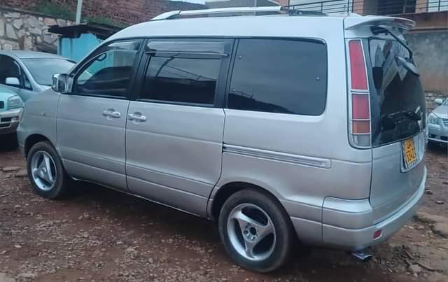 A picture of TOYOTA NOAH SUPER UAM IN PERFECT CONDITION PRICE 13M NEGOTIABLE