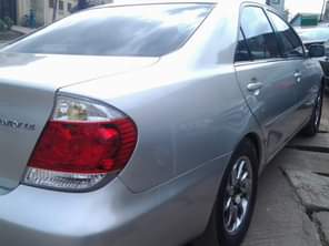 A picture of URGENT SERIOUS BUYERS ONLY Foreign used TOYOTA CAMRY Year 2002