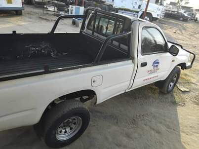 used toyota hilux