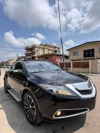 A picture of 2010 Acura ZDX Yes