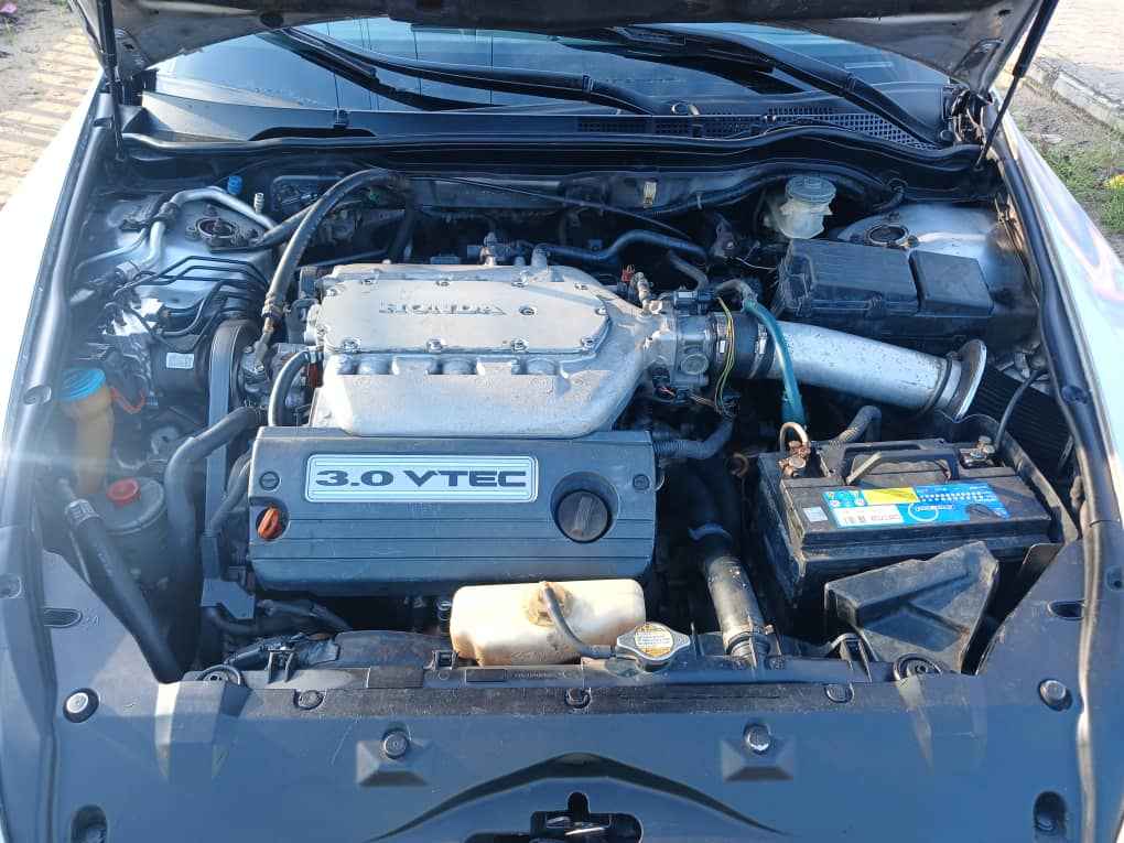 A picture of Honda Accord 05