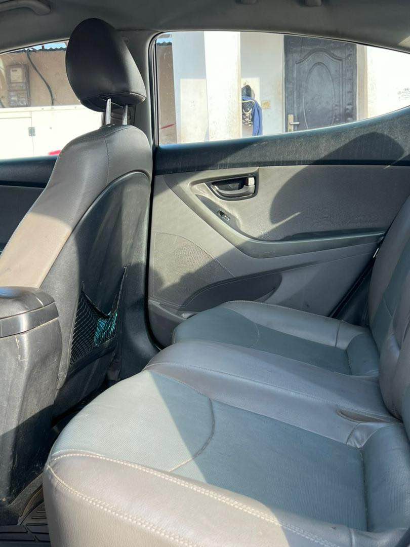A picture of Clean ng used 2013 HYUNDAI ELANTRA with everything working perfectly