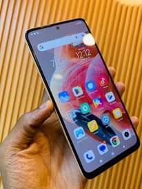 A picture of Redmi note 12