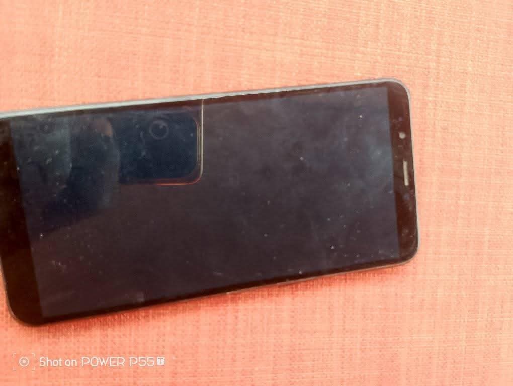 A picture of Phone haiwei y6