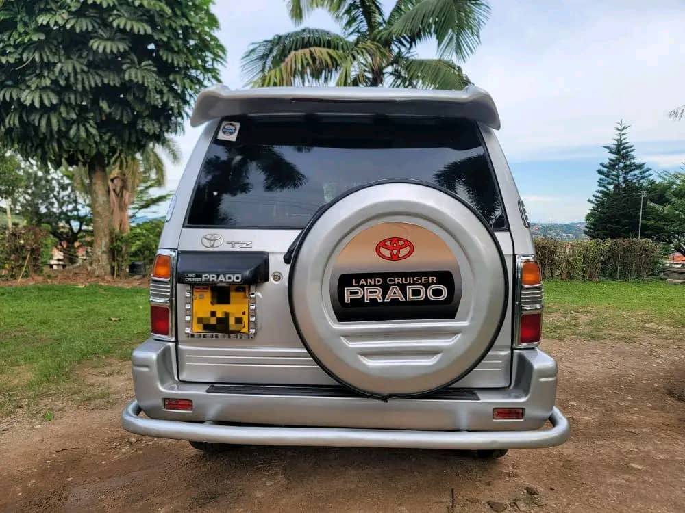 A picture of Prado TX 1kz 3.0 Diesel 26m Call 0743795001 0726057699