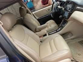 A picture of 2004 Toyota Highlander