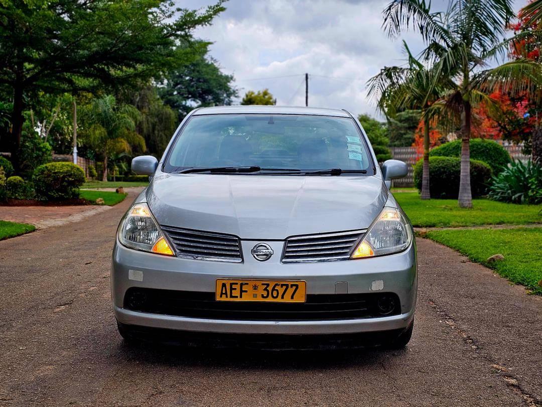 used nissan tiida