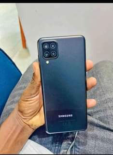 A picture of Samsung Galaxy A12