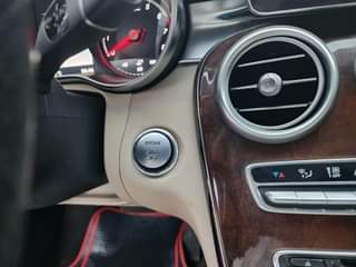 A picture of Mercedes Benz C300 V6 2016 15.6M