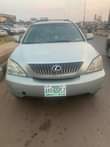 A picture of Lexus rx330