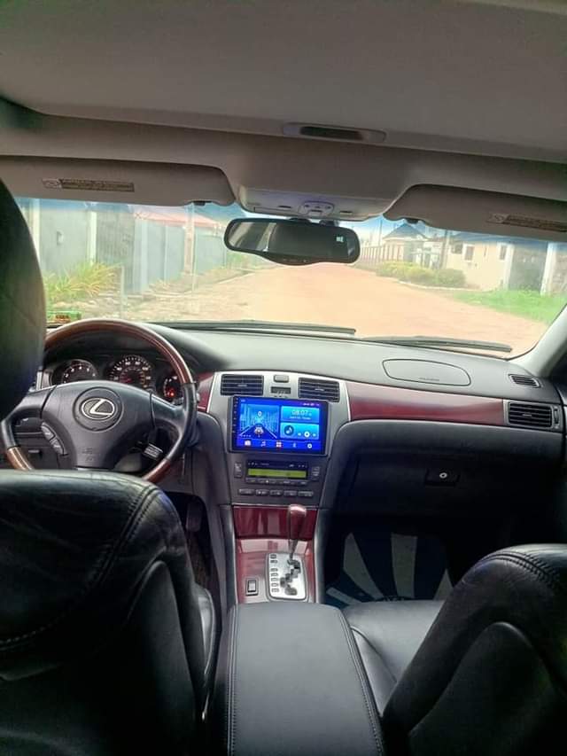 A picture of Lexus Es330 2004
