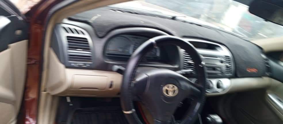 A picture of 2005 Toyota Camry