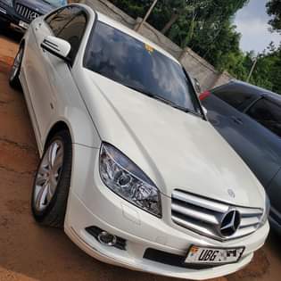 A picture of C200 2010 30M