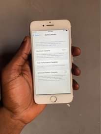 A picture of iPhone 7plain