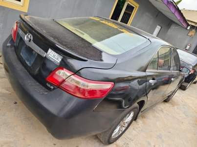 A picture of Toyota Camry 08