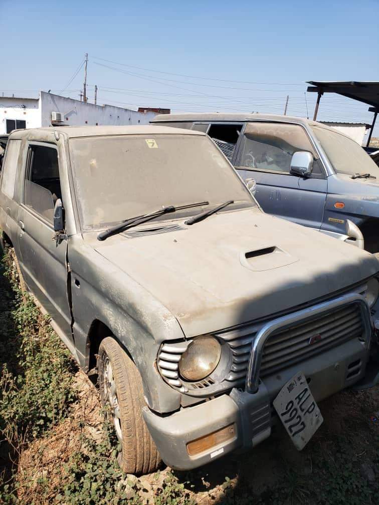 used mitsubishi pajero