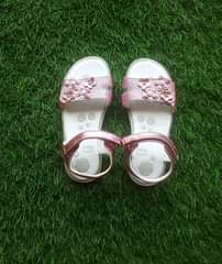 A picture of Shoes