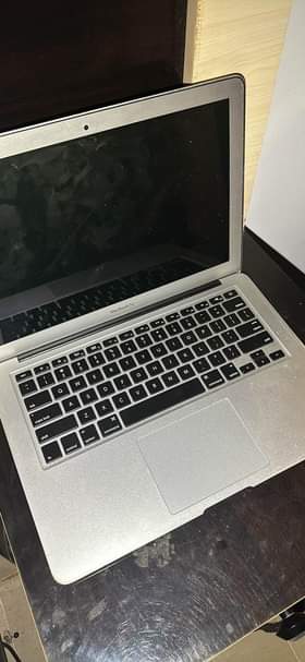 A picture of Mac Book Air