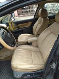 A picture of 2004 Peugeot 407