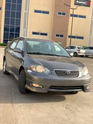 A picture of Toyota Corolla S 2007