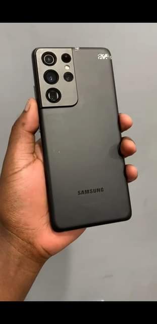 A picture of Galaxy s21 ultra