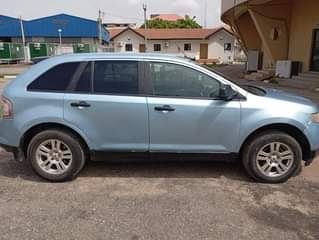 A picture of Ford Edge 2009.