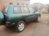 A picture of 1999 Toyota Rav4 Lx