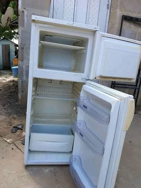 A picture of NAUZ FRIJI 0692018770