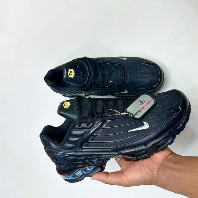 A picture of G2G Nike Original Size 40 45