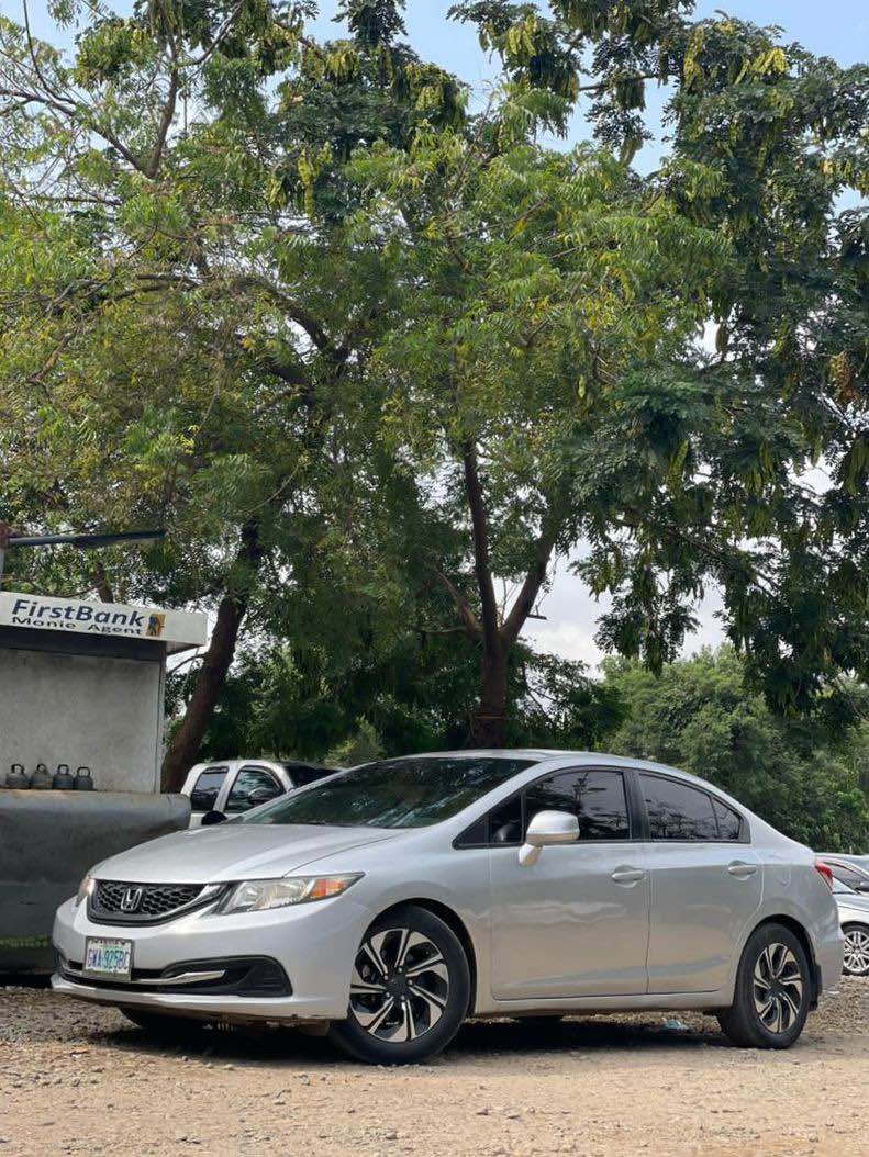 A picture of 2013 Nigeria used Honda civic with original duty going for