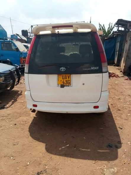 A picture of NOAH 12 5M CALL 0701488581 WHAT S APP 0776417404