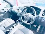 A picture of Tiguan Model 2014 Color white No plate series ubn 55m