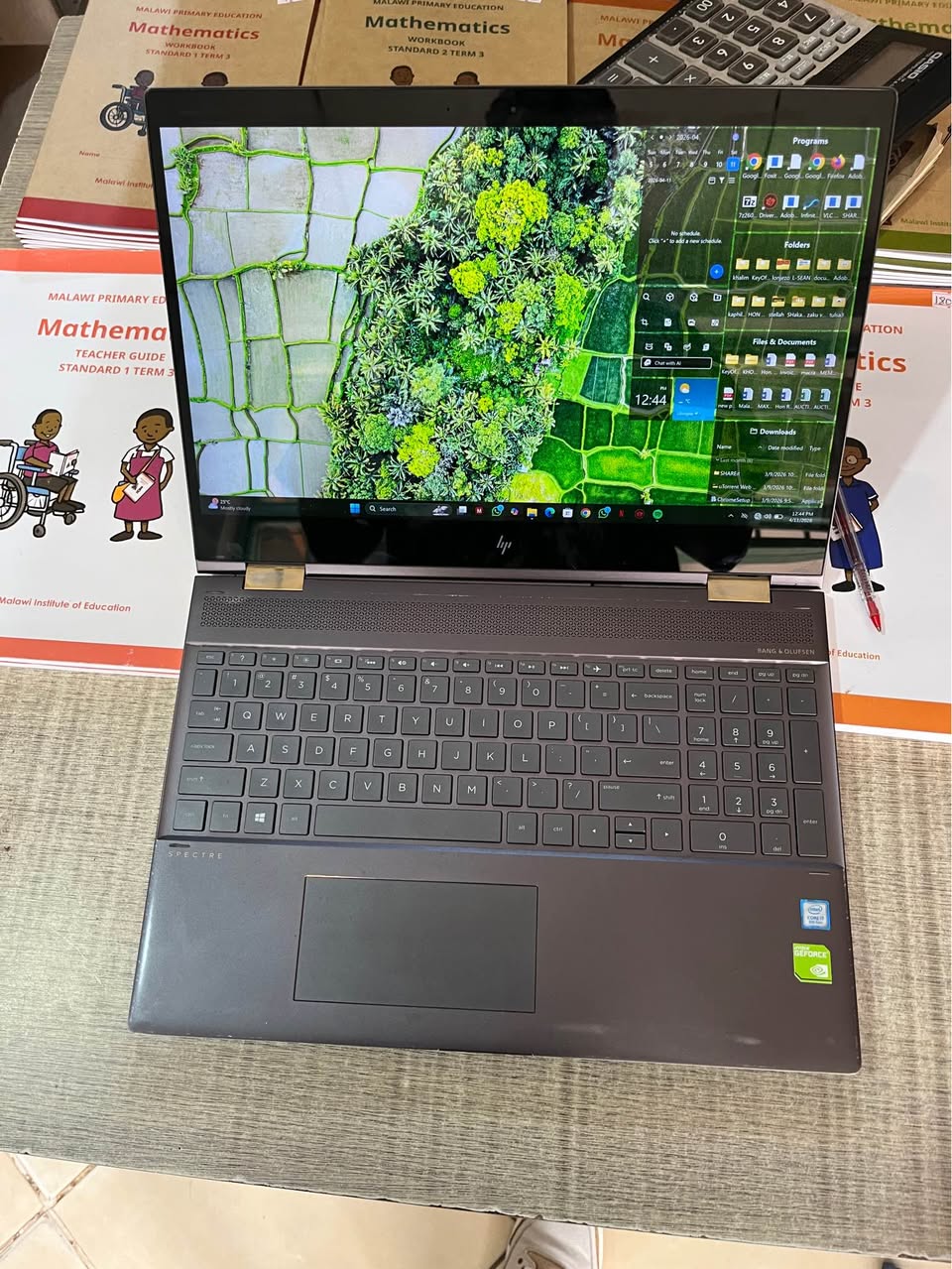 hp laptops