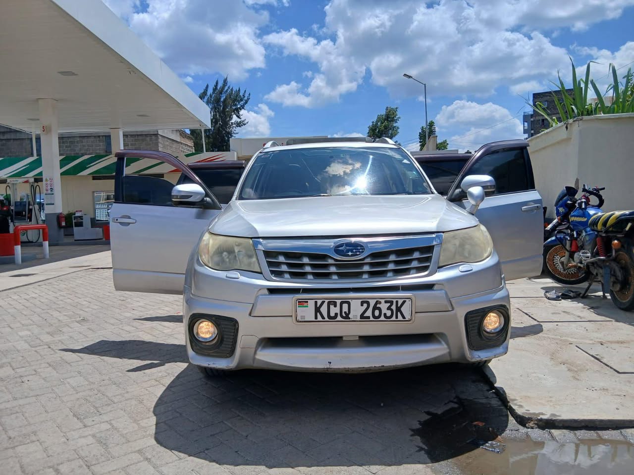 A picture of Subaru Forester SH