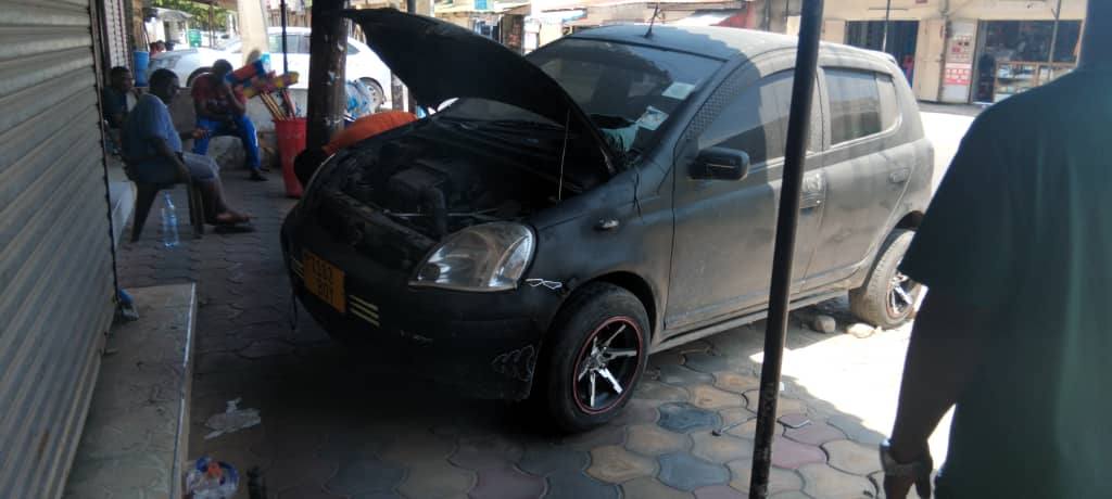 A picture of VITZ OLD