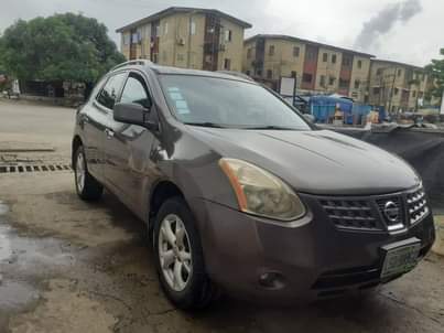 A picture of 2010 NISSAN ROGUE