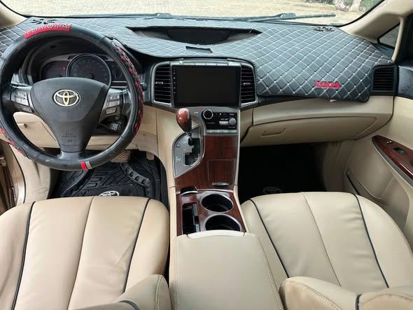 A picture of 2011 Toyota Venza