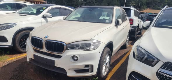 A picture of BMW x5