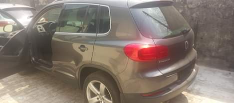 A picture of Extremely clean prestine tokunbo 2014 Volkswagen Tiguan available for sale