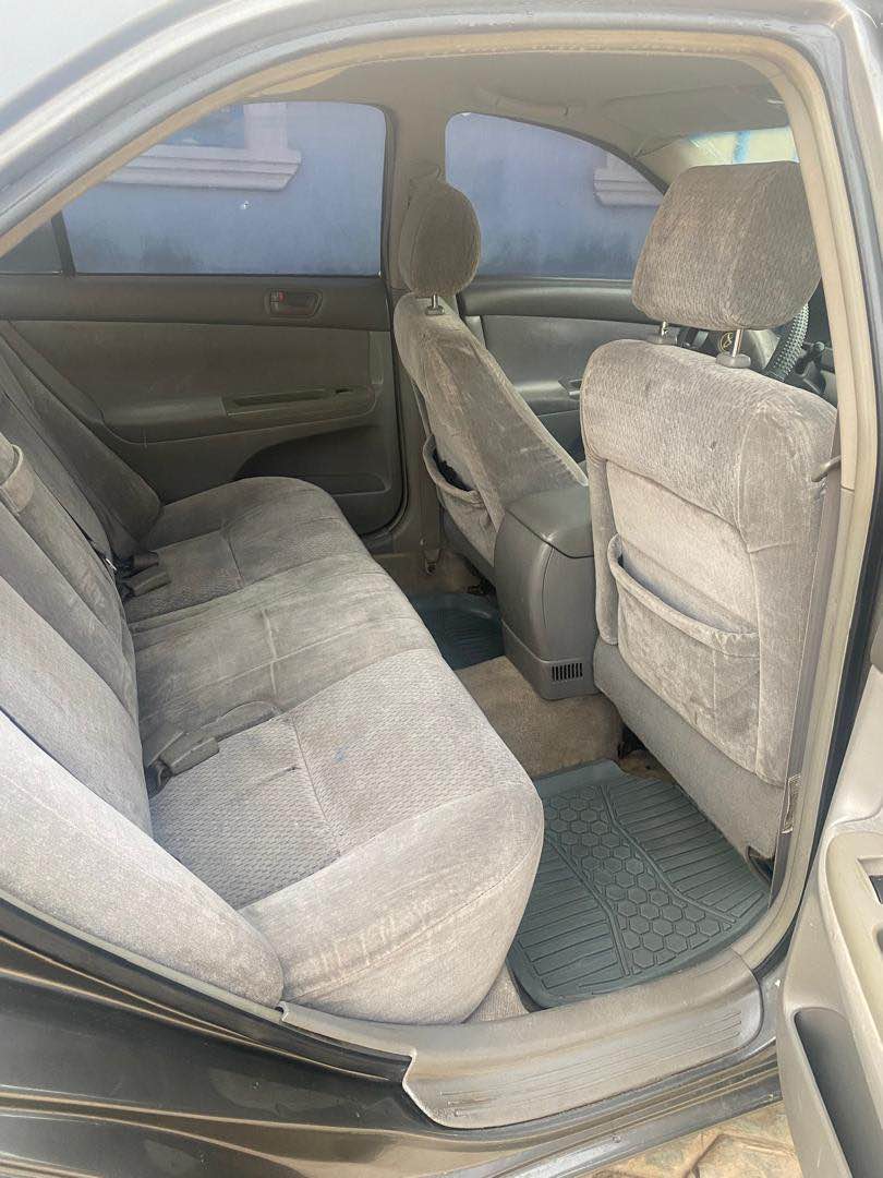 A picture of Toyota Camry 2004