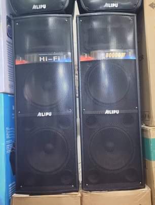 A picture of Speakers