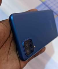 A picture of Samsung galaxy a12 128gb Bei 170 000 