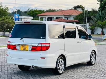 A picture of TOYOTA ALPHAD