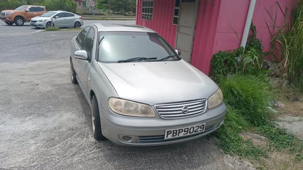 nissan almera