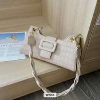 A picture of Retro Shoulder bags