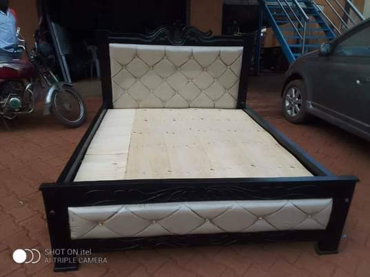 A picture of 5by6 leather beds