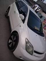 A picture of Toyota Ist DQ white Kali sana