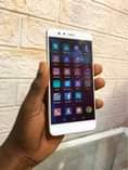 A picture of Huawei p10 Lite